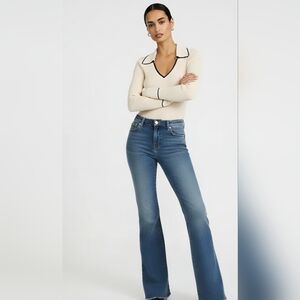 Express '70s Flare Mid Rise Ultra Hyper Stretch Jeans Size Large Short